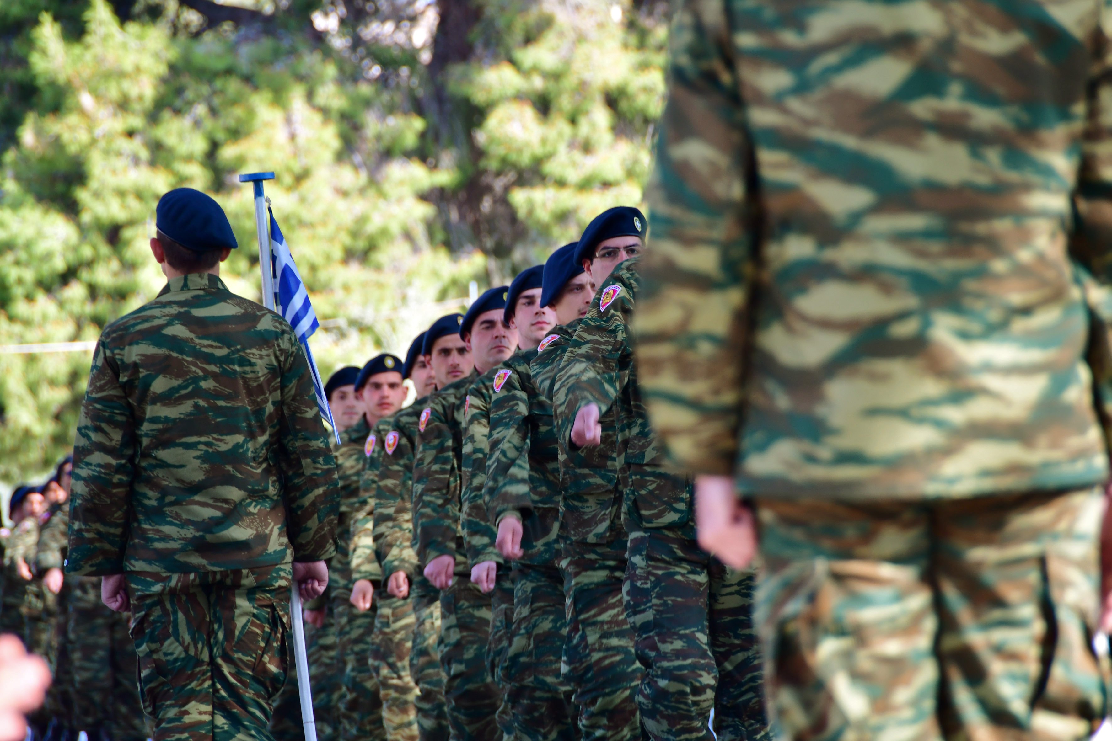 Αυξάνονται κατά 6.000 τον χρόνο οι έφεδροι για εκπαίδευση